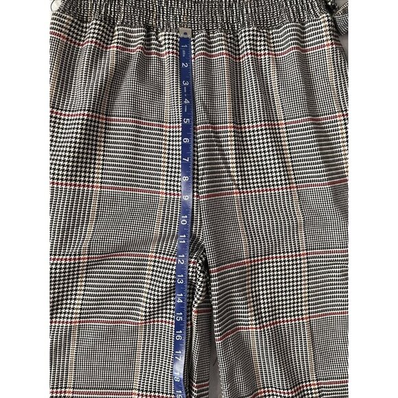 Plaid Jumpsuit With Embroidered Floral Details V-Neckline & Removable Belt By Co - Picture 9 of 13